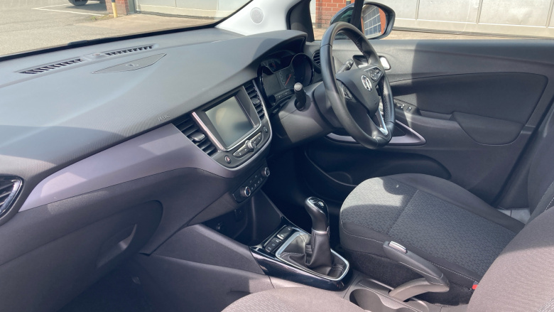Vauxhall Crossland 1.2 Design 5dr Petrol Hatchback